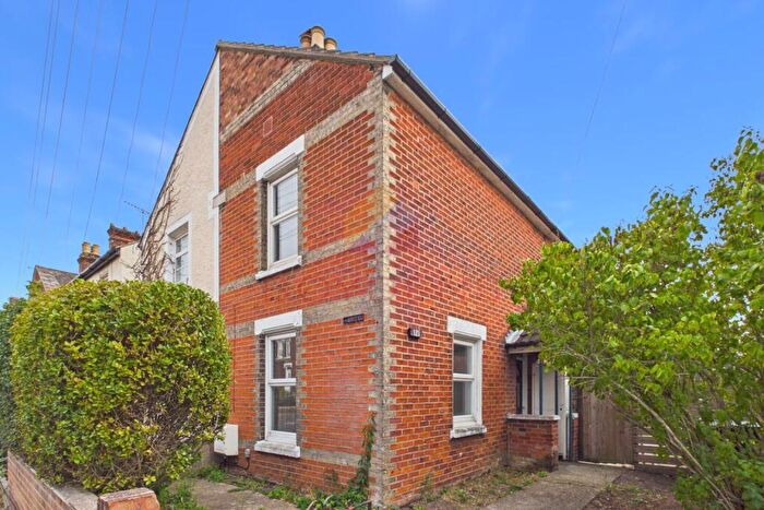 2 Bedroom Semi-Detached House For Sale In Harwich Road, Colchester, CO4