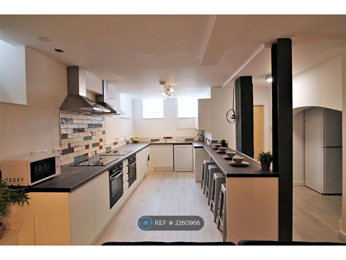 7 Bedroom Flat To Rent In Trafalgar Street, Sheffield, S1