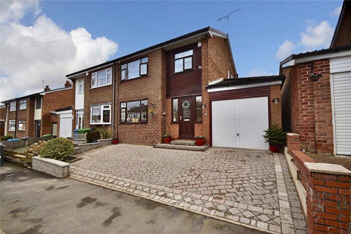 3 Bedroom Semi Detached House For Sale In Brookfield, High Crompton, Shaw, Oldham, OL2