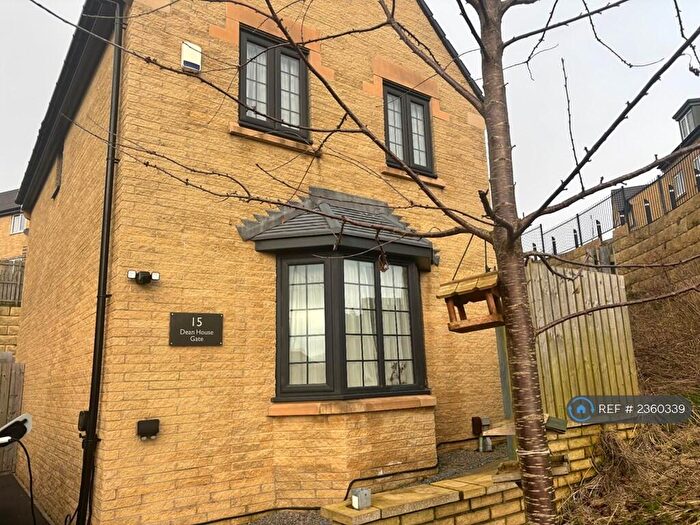3 Bedroom Detached House To Rent In Dean House Gate, Bradford, BD15