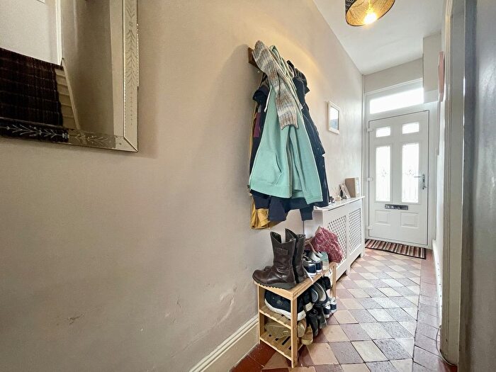 3 Bedroom End Of Terrace House For Sale In Newport Road, Caldicot, Mon., NP26