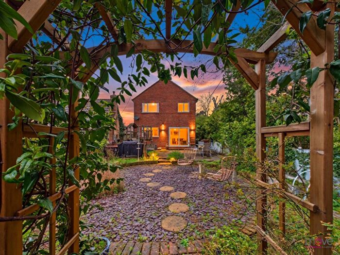 6 Bedroom Detached House For Sale In Old Tewkesbury Road, Norton, GL2