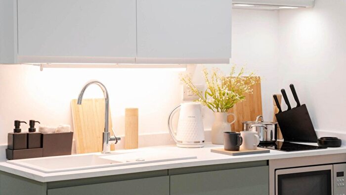 Studio To Rent In Boothen Road, Stoke-On-Trent, ST4