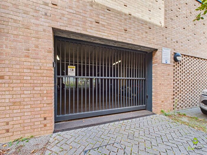 2 Bedroom Flat For Sale In Gala Court, Erith High Street, Erith, Kent, DA8