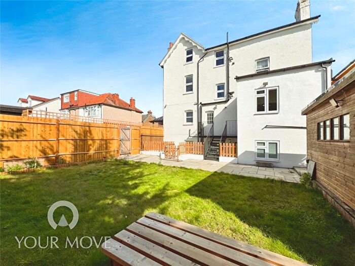 1 Bedroom Detached House To Rent In Warren Road, Bexleyheath, DA6