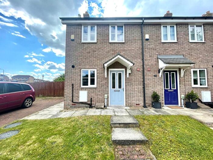 2 Bedroom Terraced House To Rent In Winston Churchill Close, Hessle, HU13