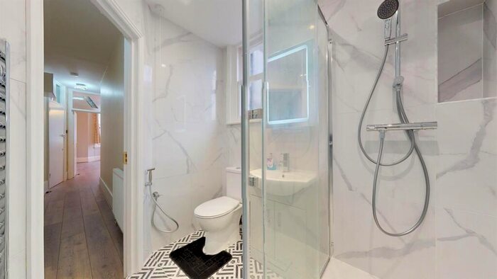 1 Bedroom Flat For Sale In Finborough Road, Chelsea, SW10