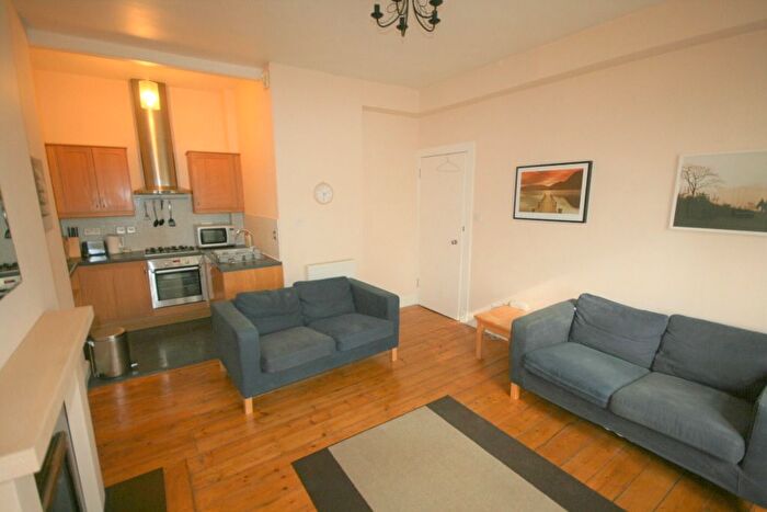 1 Bedroom Flat To Rent In Albert Street, Leith Walk, Edinburgh, EH7