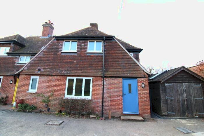 2 Bedroom Semi-Detached House To Rent In Andlers Ash Road, Liss, Hampshire, GU33