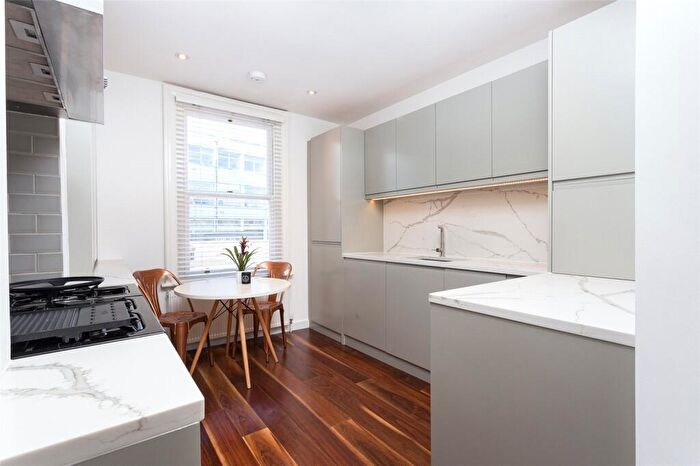 1 Bedroom Flat To Rent In Martell Road, London, SE21