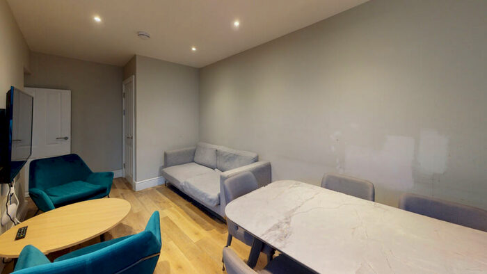 6 Bedroom House To Rent In Fishponds Road, Bristol, BS5