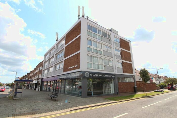 2 Bedroom Flat To Rent In Cottesmore Court, London Road, Leigh-On-Sea, SS9