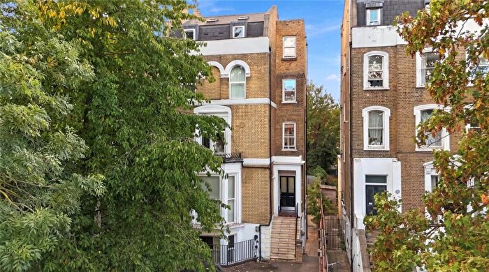 1 Bedroom Apartment For Sale In Woodman Apartments, Stamford Hill, N16