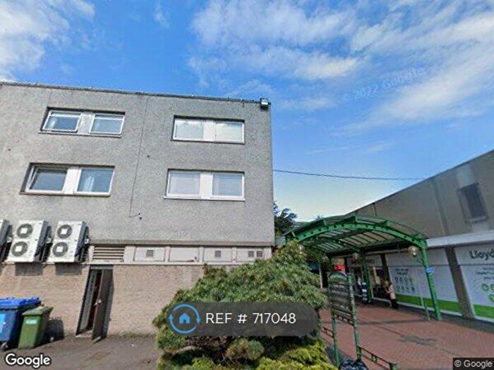 2 Bedroom Maisonette To Rent In La Porte Precinct, Grangemouth, FK3