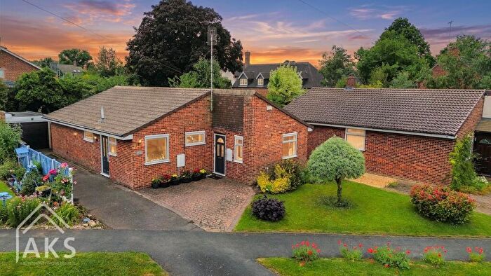 3 Bedroom Detached Bungalow For Sale In Blacksmiths Lane, Newton Solney, DE15