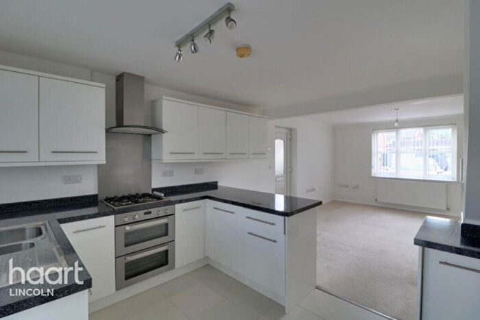 2 Bedroom End Of Terrace House To Rent In Dunkirk Road, Lincoln, LN1