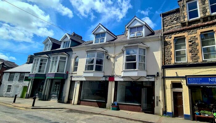 2 Bedroom Apartment To Rent In High Street, Builth Wells, Powys, LD2