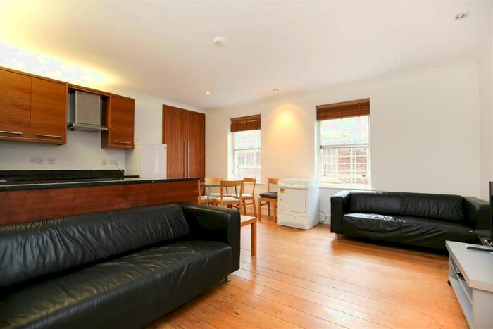 4 Bedroom Town House To Rent In (pppw) Tanners Court, City Centre, NE1
