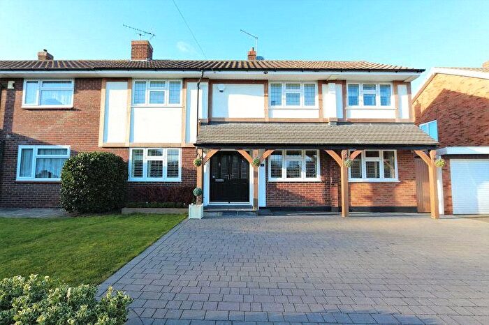 4 Bedroom Semi-Detached House To Rent In Ingleby Gardens, Chigwell, Essex, IG7