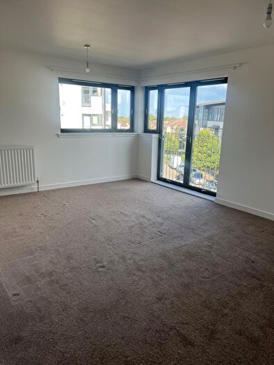 1 Bedroom Apartment To Rent In Flat, Robin Place, Edinburgh, EH16