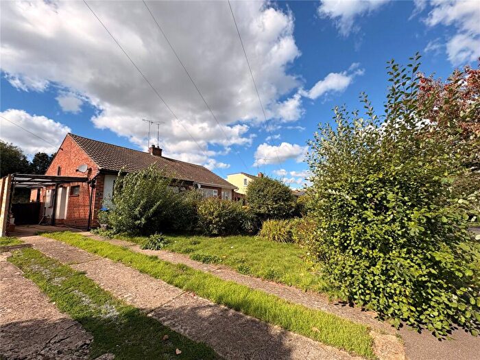2 Bedroom Bungalow For Sale In Priory Close, Daventry, Northamptonshire, NN11