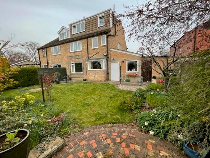 4 Bedroom SemiDetached House For Sale In Horsley Road, Ovingham