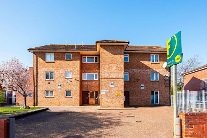 1 Bedroom Flat For Sale In Old Bromley Road, Beckenham Hill, Bromley, BR1
