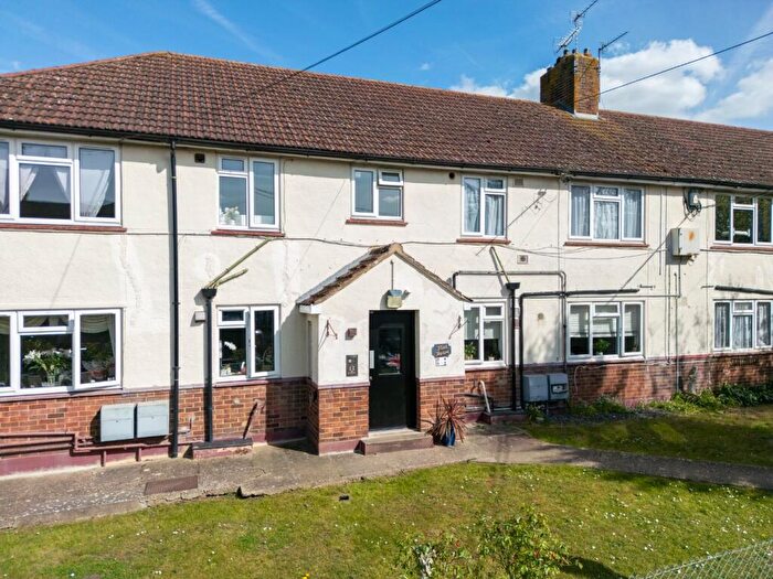 1 Bedroom Flat For Sale In Fleet House, Brakefield Road, Southfleet, DA13