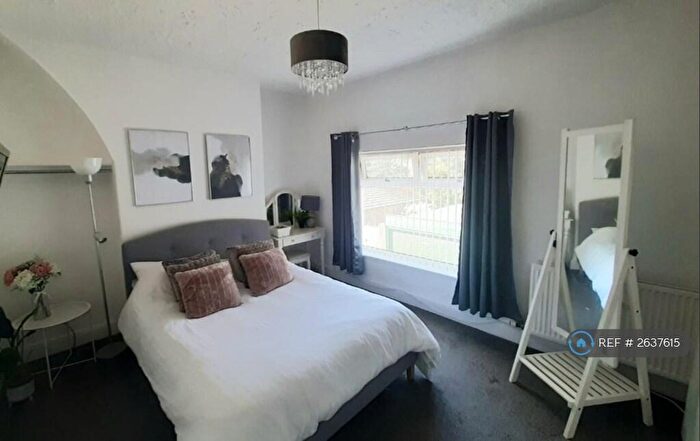 2 Bedroom End Of Terrace House To Rent In Murat Street, Merseyside, L22