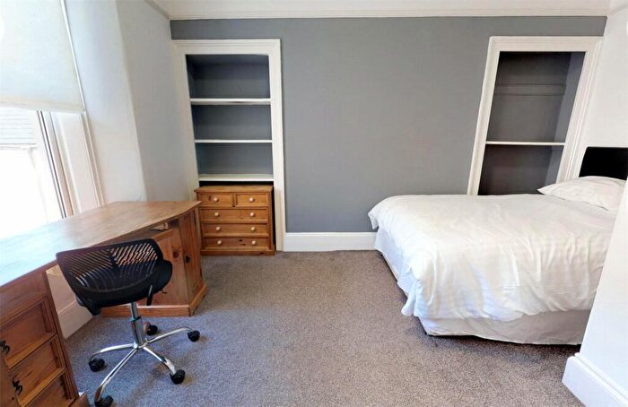5 Bedroom House To Rent In Hill Park Crescent, Plymouth, Devon, PL4
