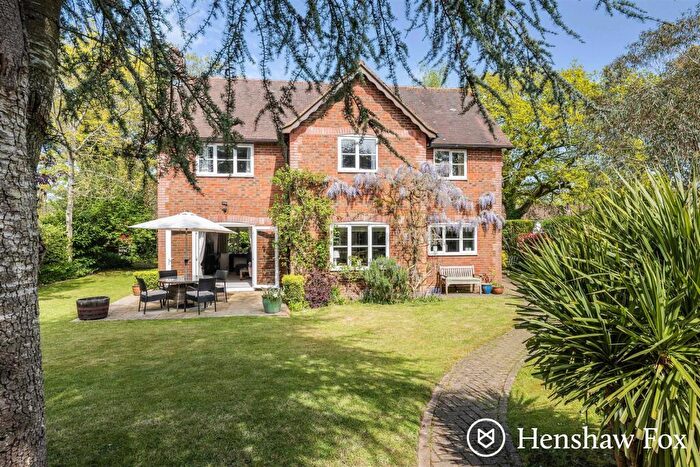 4 Bedroom Detached House For Sale In Danes Road, Awbridge, Romsey, SO51