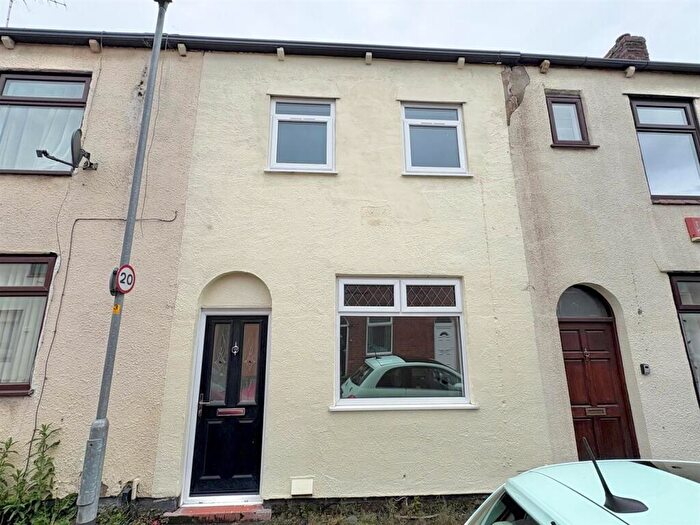 3 Bedroom Terraced House For Sale In Oak Street, Tyldesley, Manchester, M29