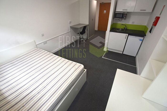 1 Bedroom Studio To Rent In Tudor Road, West End, LE3