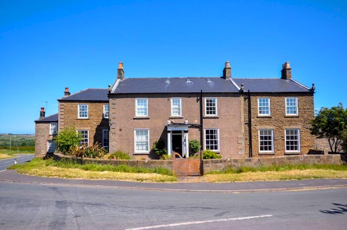 1 Bedroom Flat For Sale In Sneaton, Whitby, YO22