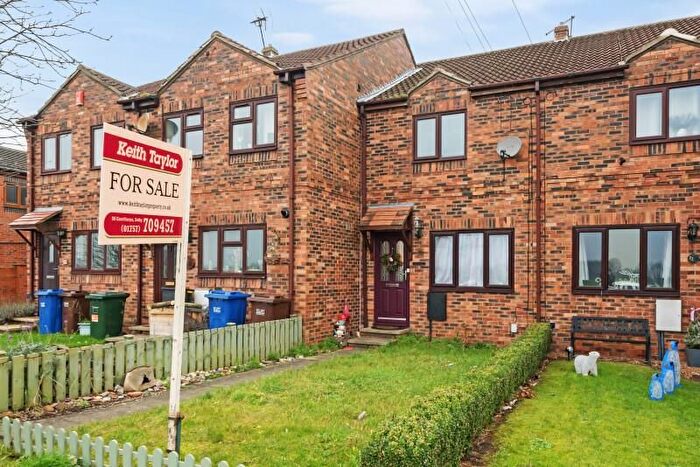 2 Bedroom Property For Sale In Bishopdyke Road, Cawood, Selby, YO8