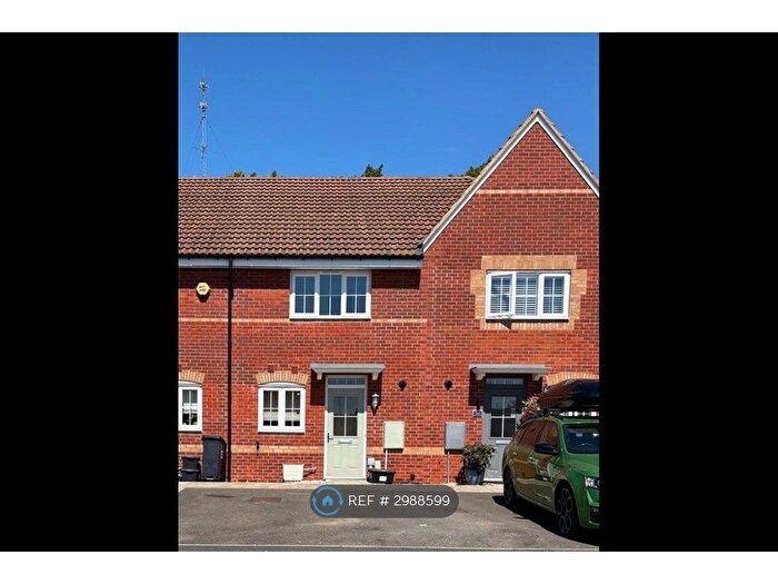 2 Bedroom Terraced House To Rent In Greycing Street, Swindon, SN25