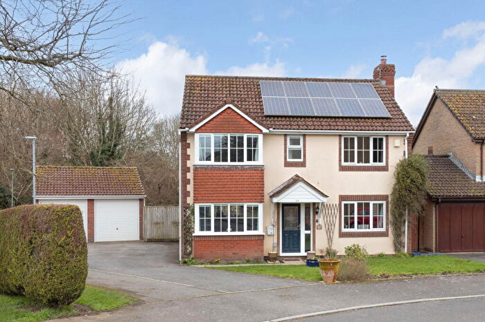 4 Bedroom Detached House For Sale In Matilda Way, Devizes, Wiltshire, SN10