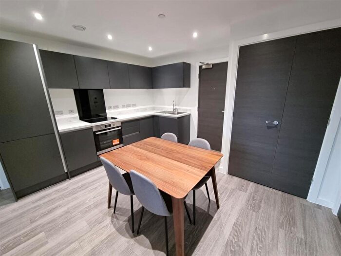 2 Bedroom Apartment To Rent In Downtown, Woden Street, Salford, M5