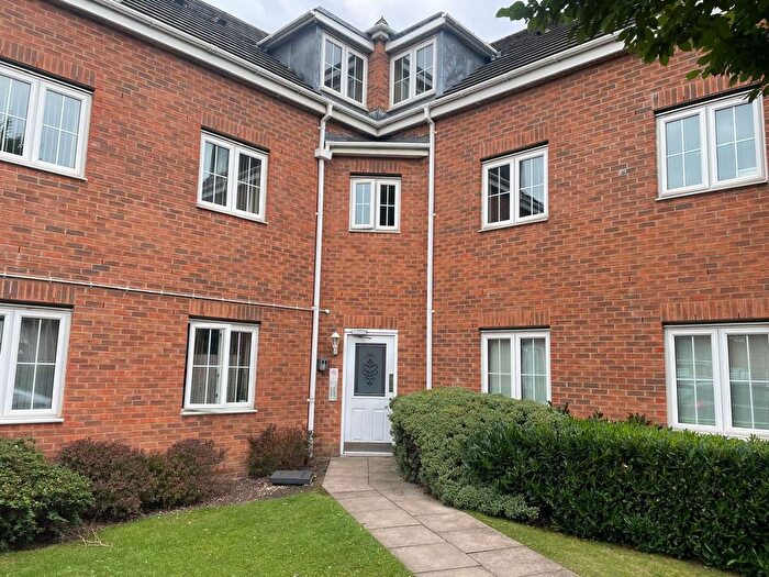 2 Bedroom Flat To Rent In Gabriel Court, Leeds, West Yorkshire, LS10