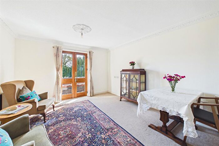 1 Bedroom Flat For Sale In The Fosseway, Clifton, BS8