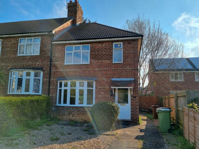 End Of Terrace House To Rent In Chester Road, Wellingborough, Northamptonshire, NN8