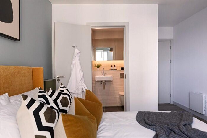 2 Bedroom Apartment To Rent In Dockside, Edinburgh, EH6