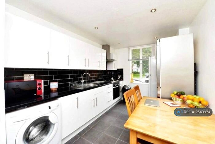 3 Bedroom Terraced House To Rent In Draco Street, London, SE17
