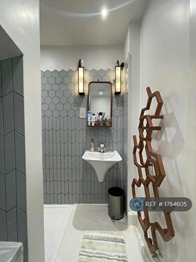 1 Bedroom Flat To Rent In Ford Close, London, E3