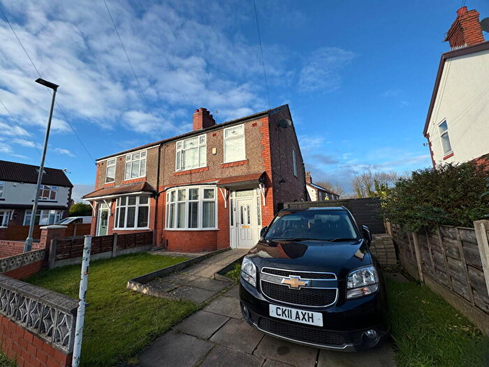 3 Bedroom Semi Detached House For Sale In Paignton Avenue, Burnage, M19