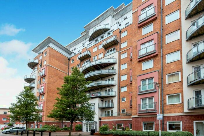 2 Bedroom Apartment To Rent In Winterthur Way, RG21