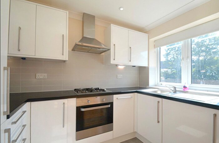 2 Bedroom Flat To Rent In Homefield Place, Croydon, London, CR0