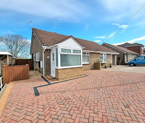 2 Bedroom Semi-Detached Bungalow For Sale In Lakin Drive, Barry, CF62