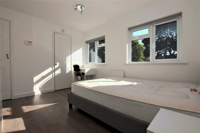 5 Bedroom Terraced House To Rent In Linley Close, Bath, BA2