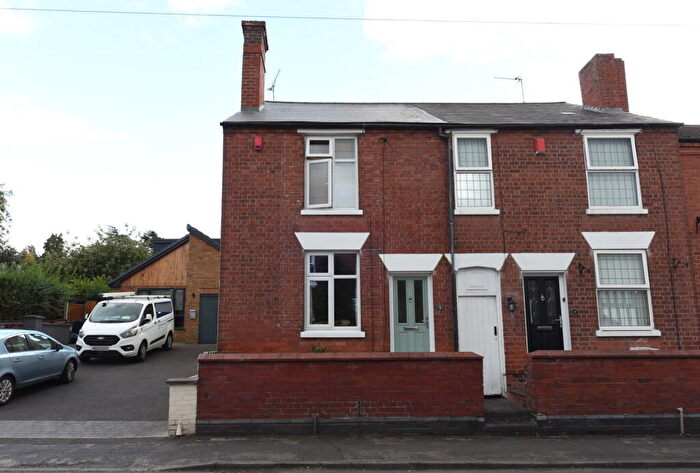 2 Bedroom End Of Terrace House For Sale In Kingswinford, Broad Street, DY6